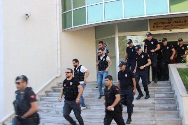 Nevşehir&rsquo;De 18 Adrese Eş Zamanlı Polis Operasyonu 1