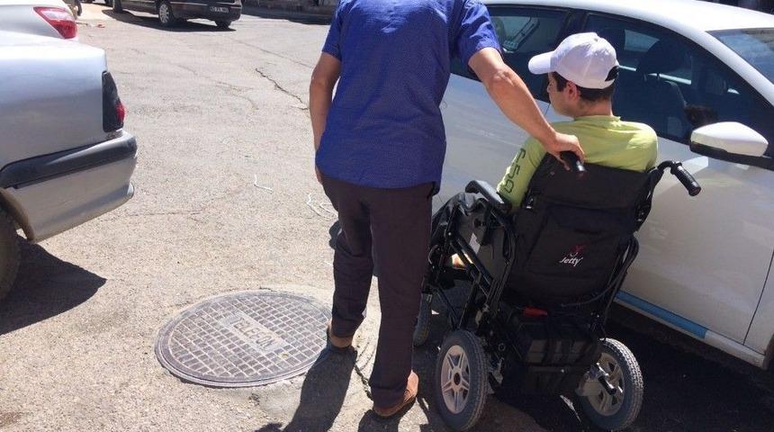 Engellilere Hatalı Park Engeli