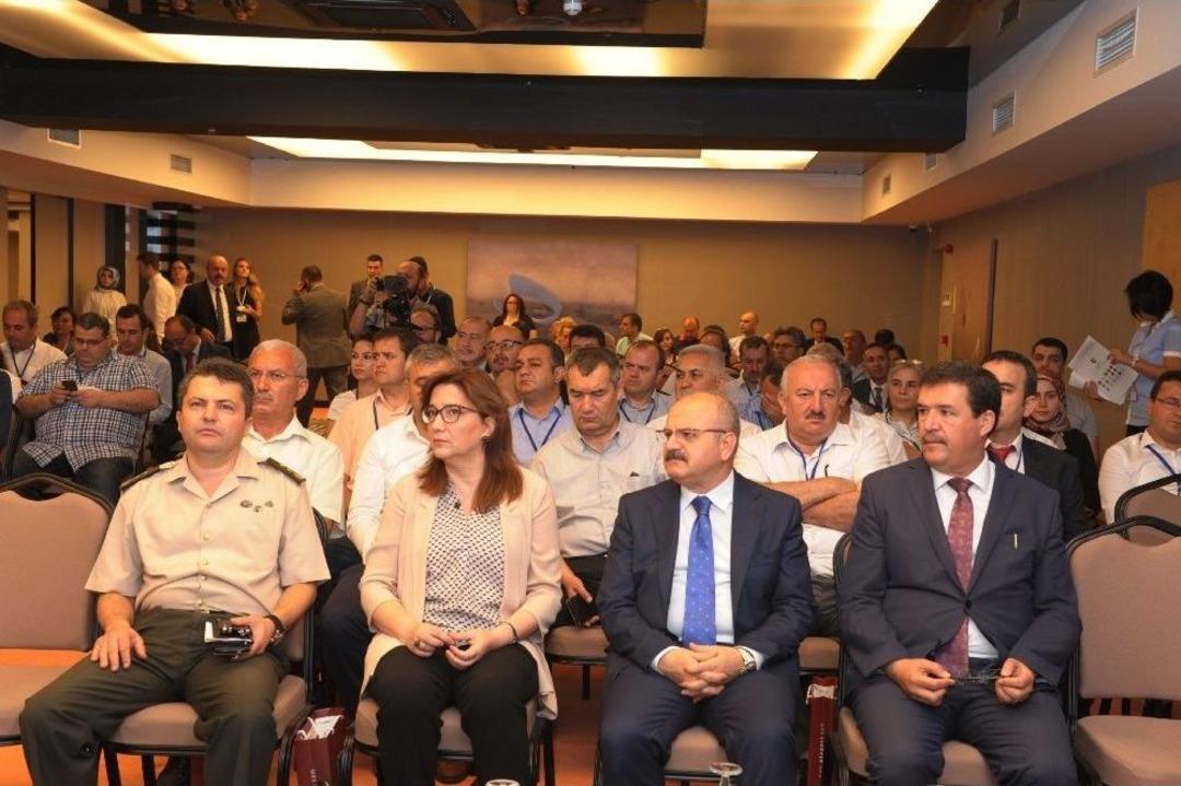 &ldquo;adalet Sisteminde &Ccedil;ocuk Ve Ombudsmanlık&rdquo; Konulu &Ccedil;alıştay Başladı