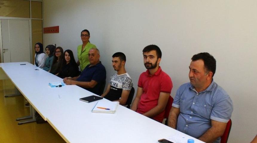 Osmek&rsquo;in Pazarlama Kursuna B&uuml;y&uuml;k İlgi