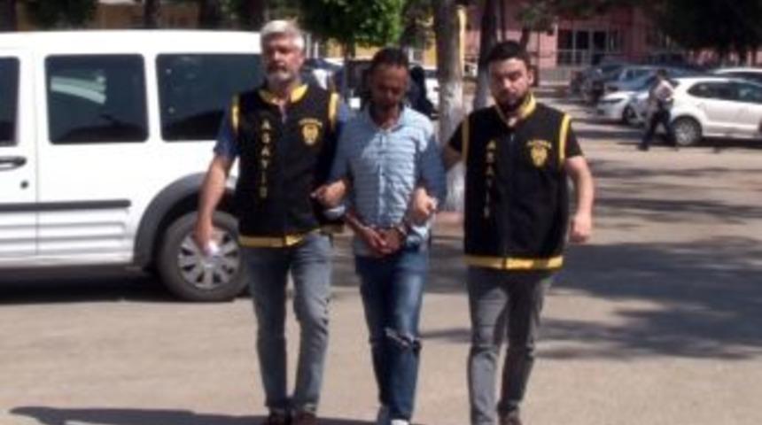 Oto Faresi İş &Uuml;st&uuml;nde Yakalandı