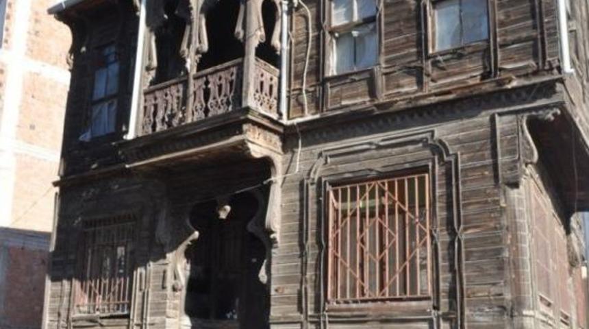 Tarihi Doğanca Evi Restore Ediliyor