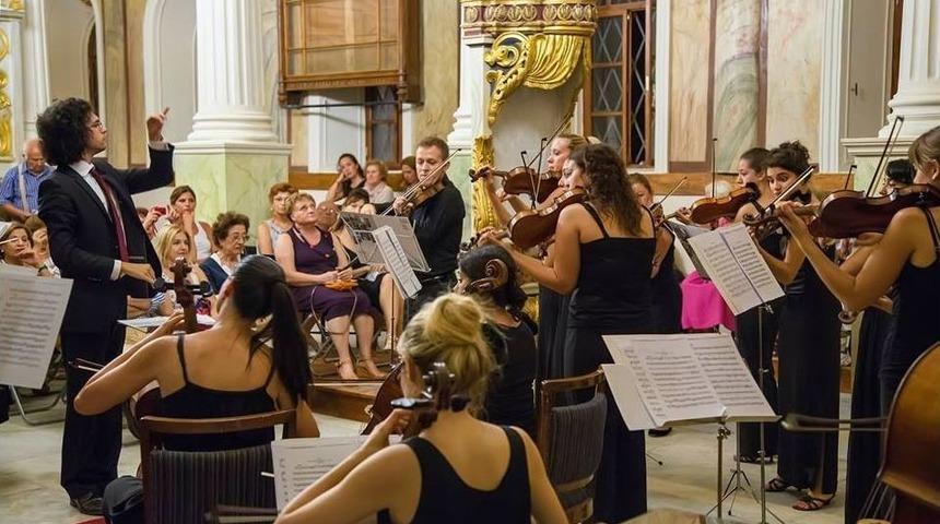 Ayvalık, Aıma M&uuml;zik Festivali&rsquo;ne Hazır