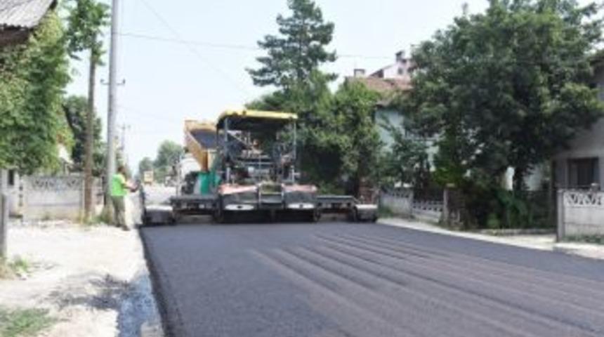 Şimdiden 90 Bin Ton Asfalt D&ouml;k&uuml;ld&uuml;