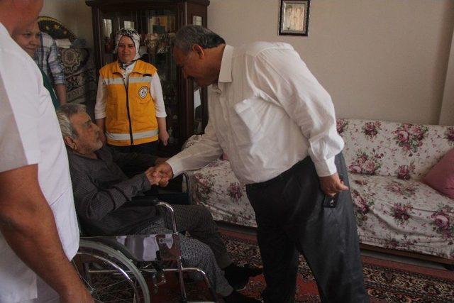 Sağlık Hizmetlerinde Vatandaş Memnuniyeti &Ouml;l&ccedil;&uuml;l&uuml;yor 2