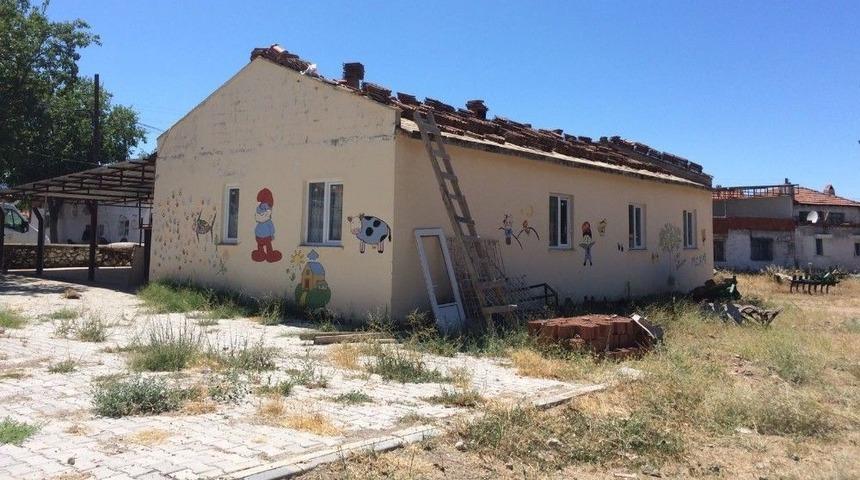 Kırsal Mahallelerde Bakım Onarım &Ccedil;alışmaları Devam Ediyor