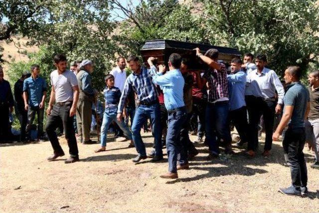 Şırnak ta Pkk lı Ter&ouml;ristler Ka&ccedil;ırdıkları &Ccedil;obanı &Ouml;ld&uuml;rd&uuml; &nbsp;(2) 2