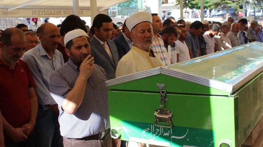 Lunapark Faciasında Hayatını Kaybeden Baba Defnedildi