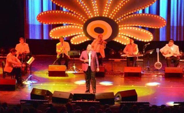 56. Uluslararası Bursa Festivali’Nde Ata Demirer Rüzgarı Esti 2