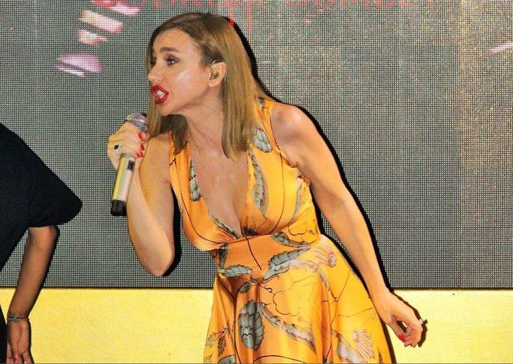 Gülşen’den, Demet Akalın’ın Şarkısını Duyunca “yine Mi Demet Çalıyor” Diyerek Sitem Etti G3