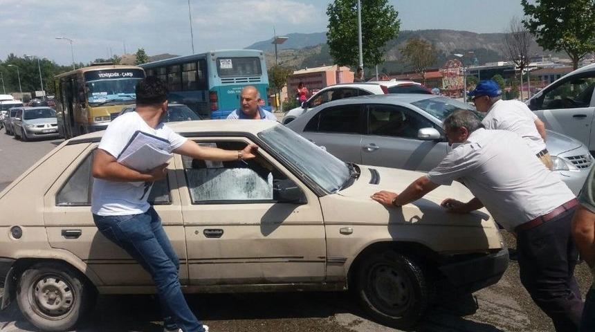 Seyir Halindeki Otomobilde Yangın