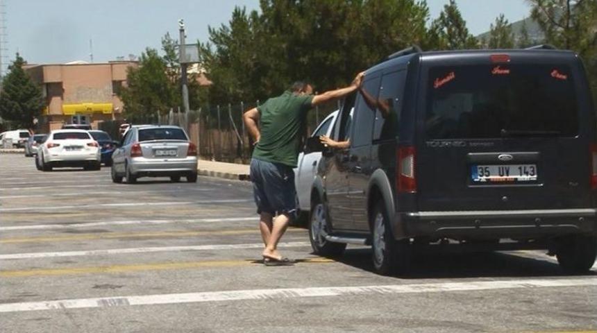 Uyanık S&uuml;r&uuml;c&uuml;ler &Ccedil;areyi Beklemekte Buldu