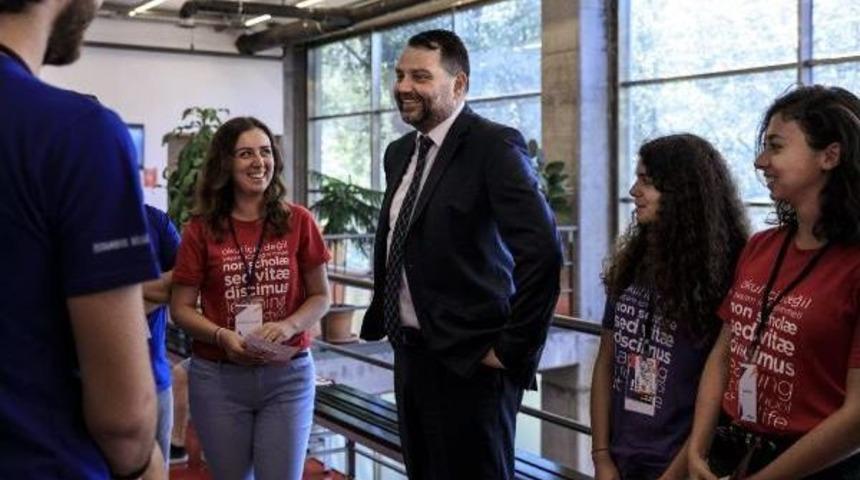 Dr. Bağcıoğlu: &Uuml;niversite Eğitimi &Ouml;ğrenciyi Tek Bir Mesleğe Değil Gelecekte Oluşabilecek Mesleklere De Hazırlamalı