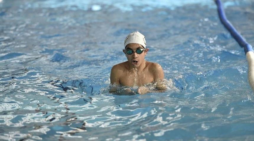 Mamak&rsquo;ta Havuza Ziyaret&ccedil;i Akını