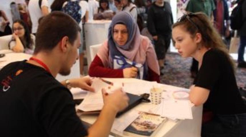 &Uuml;niversite Adaylarına Tercih Desteği