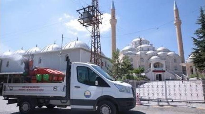 G&ouml;lbaşı Belediyesi&rsquo;nden İla&ccedil;lama &Ccedil;alışması