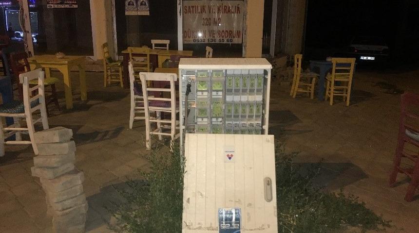 Iğdır&rsquo;da A&ccedil;ık Elektrik Panosu Tehlike Oluşturuyor