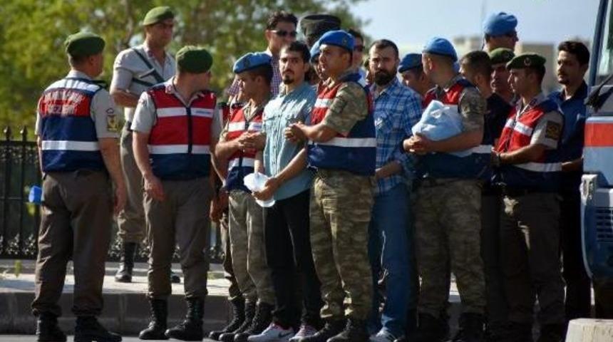 Suikast Davası Sanığı Tuğgeneral S&ouml;nmezateş, Adil &Ouml;ks&uuml;z I&ccedil;in Iki Ismi Işaret Etti