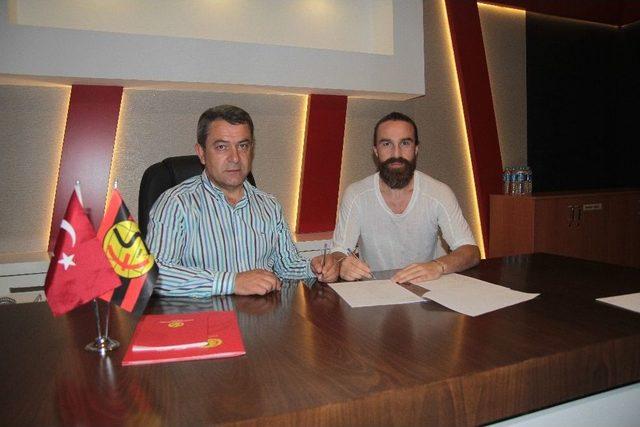 Eskişehirspor’da 5 İmza Birden 1