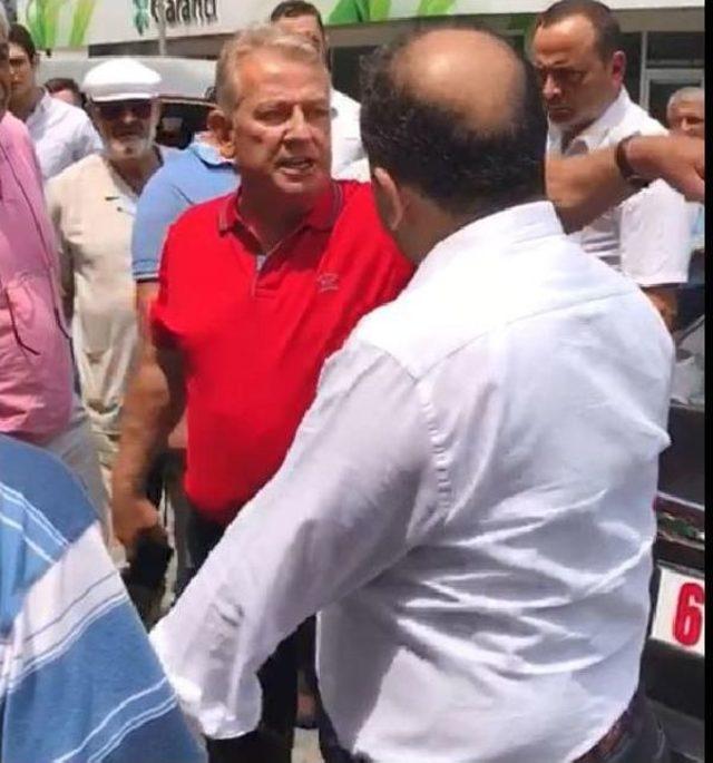 Chp li Pekşen den Kaymakamlık Aracının Caddeye Park Edilmesine Tepki 2