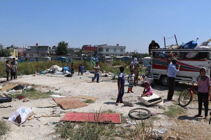 Suriyeliler Çadırlarını Yakıp Taşındı G3