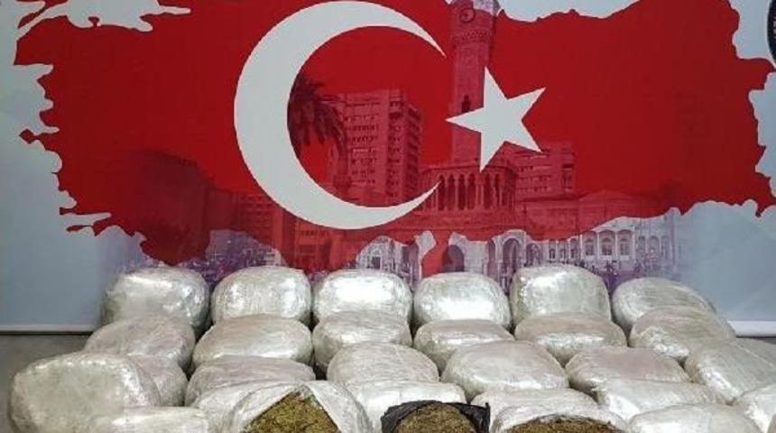Kamyonda 120 Kilo Esrar, Şof&ouml;re Tutuklama