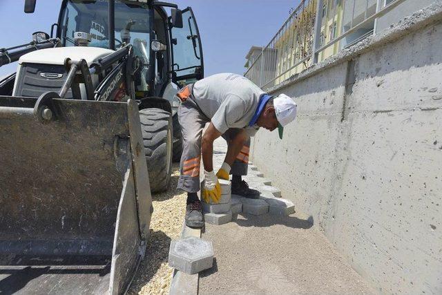 Fen İşleri Ekipleri Tüm Tepebaşı’nda