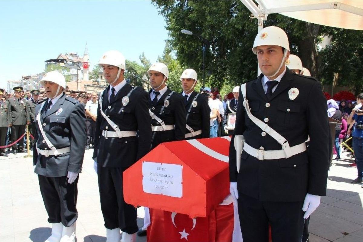 Şehit Polis Memuru Karaman&rsquo;da Son Yolculuğuna Uğurlandı
