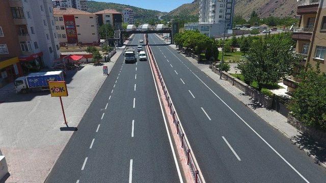 Melikgazi Yolların Bakım Ve Onarımına Büyük Önem Veriyor