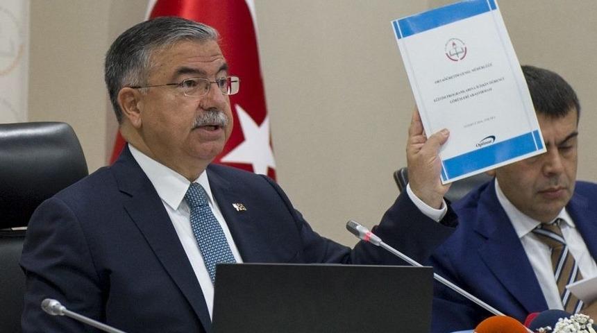 Milli Eğitim Bakanı Yılmaz Yeni M&uuml;fredatı A&ccedil;ıkladı
