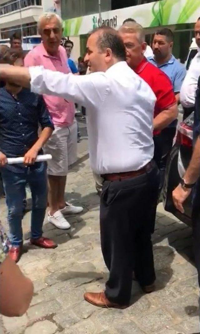 Chpli Milletvekili Pekşen İle Ortahisar Kaymakamı Arasında Yol Ortasında Park Tartışması 1