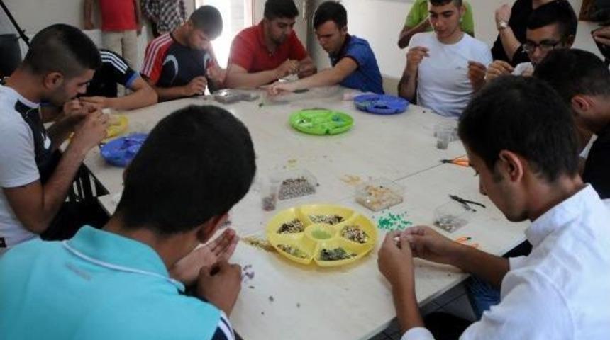 Uyuşturucu Bağımlısı Gençler Eğitim Ve Iş Imkanına Kavuşuyor