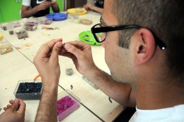 Uyuşturucu Bağımlısı Gençler Eğitim Ve Iş Imkanına Kavuşuyor 2