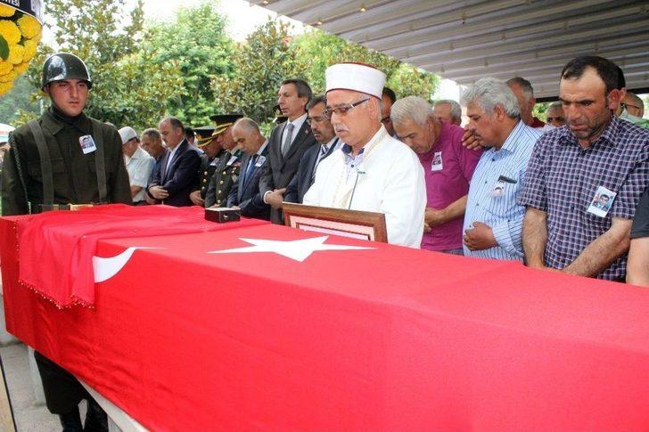 Ters Akıntıya Kapılarak Hayatını Kaybeden Astsubay Çavuş Çıldır Defnedildi G5