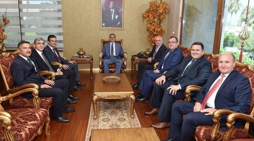 Vali Su; &ldquo;mersin Limanı, &Uuml;lkemizin D&uuml;nyaya A&ccedil;ılan Kapısı&rdquo;