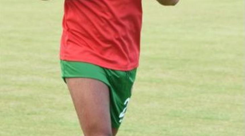 Karşıyaka'da Ilk Antrenman Eski Malzemelerle Yapıldı