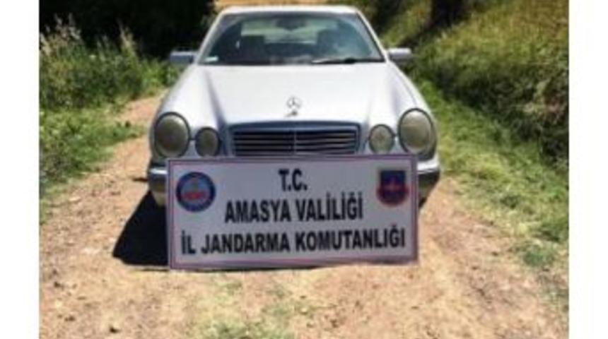 Ka&ccedil;ak Yollarla &Uuml;lkeye Sokulan Otomobile El Konuldu