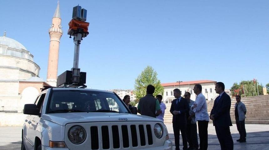 Sivas&rsquo;taki Tarihi Eserler Işıklandırılıyor