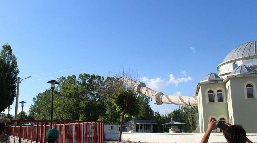 &Ccedil;aldıran&rsquo;a 2 Bin Kişi Kapasiteli Camii