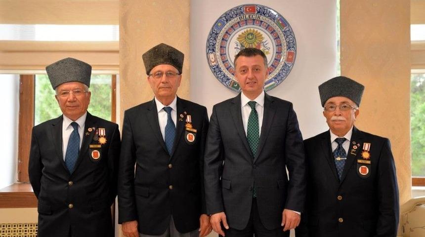 Şehit Ve Gazi Aileleri Derneği&rsquo;nden Vali B&uuml;y&uuml;kakın&rsquo;a Ziyaret