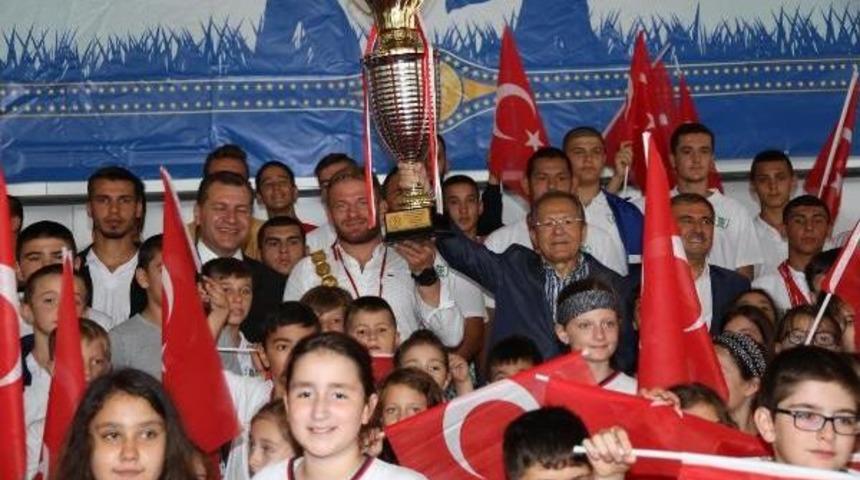 Başpehlivan İsmail Balaban: "3 Defa Kazanıp Altın Kemerin Ebedi Sahibi Olacağım