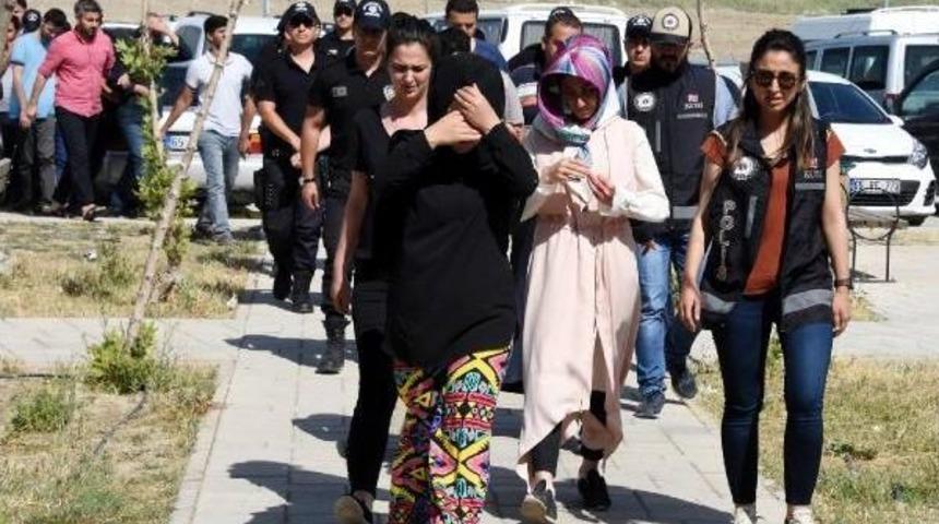 Van'da Fet&ouml; Operasyonu: 16 G&ouml;zaltı (2)