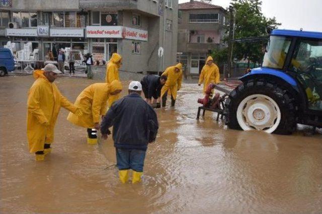 Trakya'da Sağanak Yağış Etkili Oldu (4)