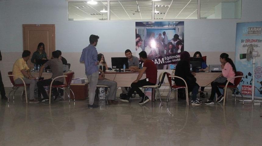 Kavram &Ouml;ğrencilerinin Tercih Heyecanı