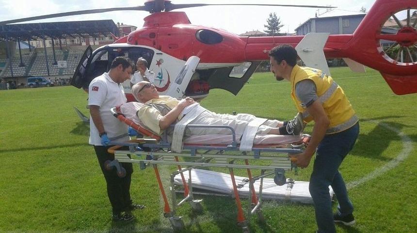Hava Ambulansı Kalp Rahatsızlığı Geçiren Yaşlı Adam İçin Havalandı