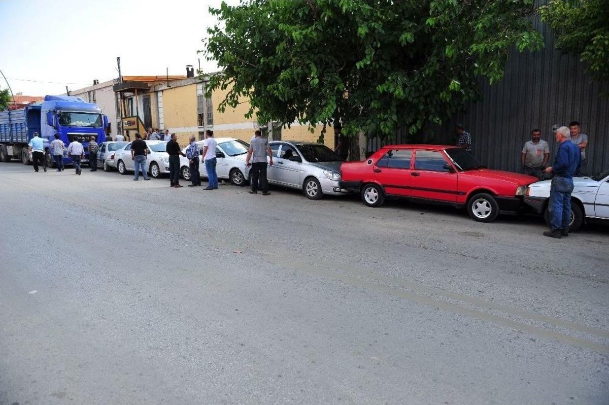 Başkent&rsquo;te 18 Ara&ccedil; Birbirine Girdi