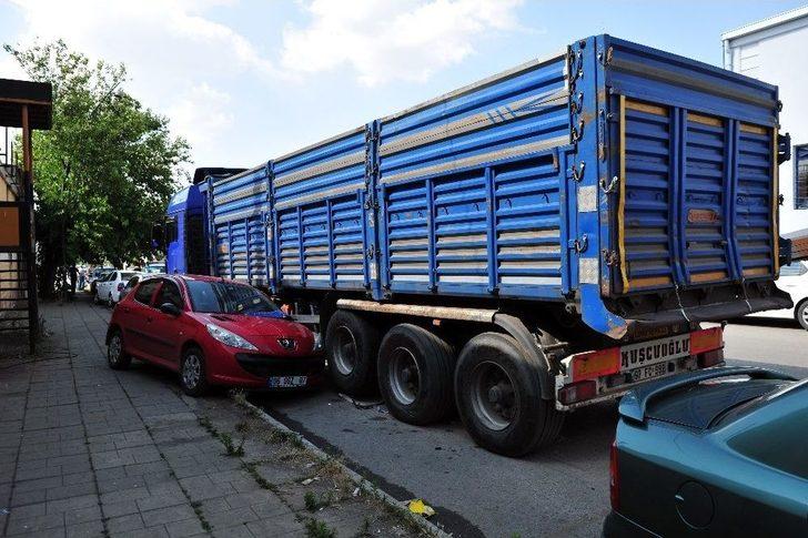 Başkent’te 18 Araç Birbirine Girdi G4