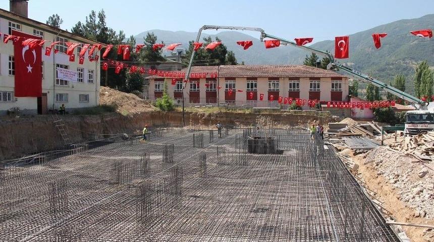 Reşadiye&rsquo;de İmam Hatip Lisesinin Ve Yurt Binasının Temeli Atıldı