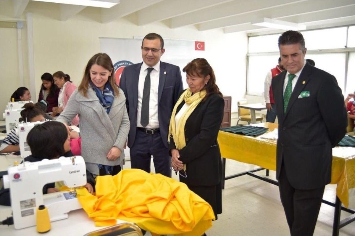 Tika&rsquo;dan Meksika&rsquo;da Kız &Ccedil;ocukları Barınma Evine Dikiş At&ouml;lyesi