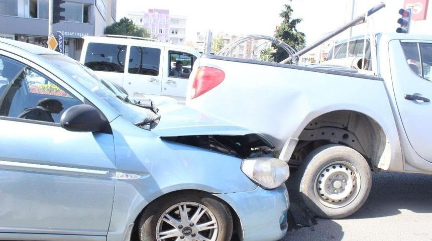 Adıyaman&rsquo;da Zincirleme Kaza